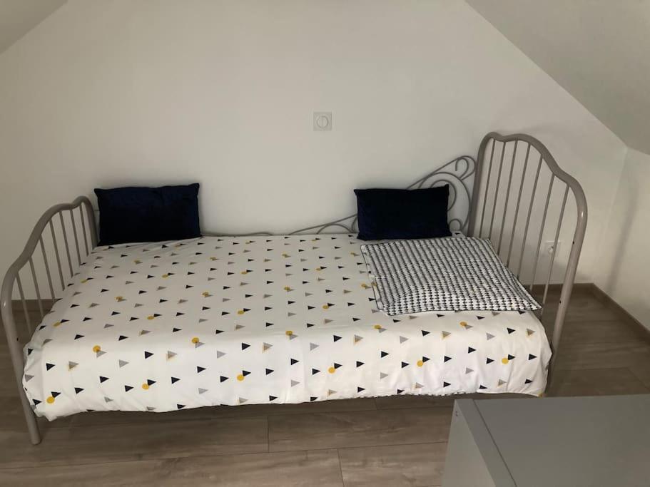Woody Lodge Salbris Bagian luar foto