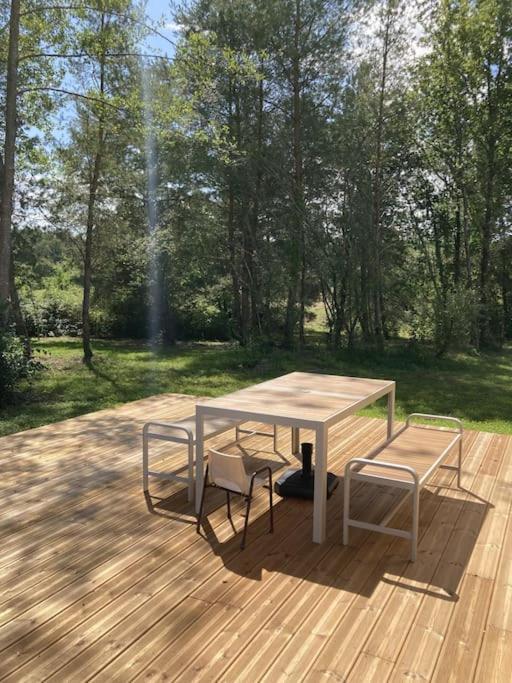 Woody Lodge Salbris Bagian luar foto